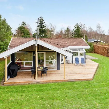 Holiday home Rixa - 525m From The Sea In Sealand By Interhome