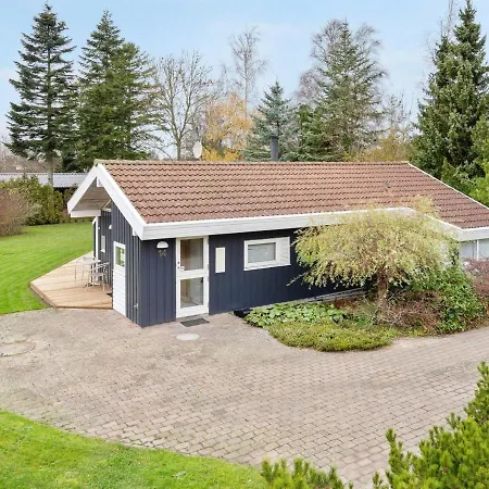 Holiday home Rixa - 525m From The Sea In Sealand By Interhome *